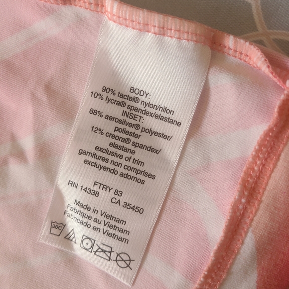 Danskin Tech Elements Sportsbra Top - Picture 2 of 8